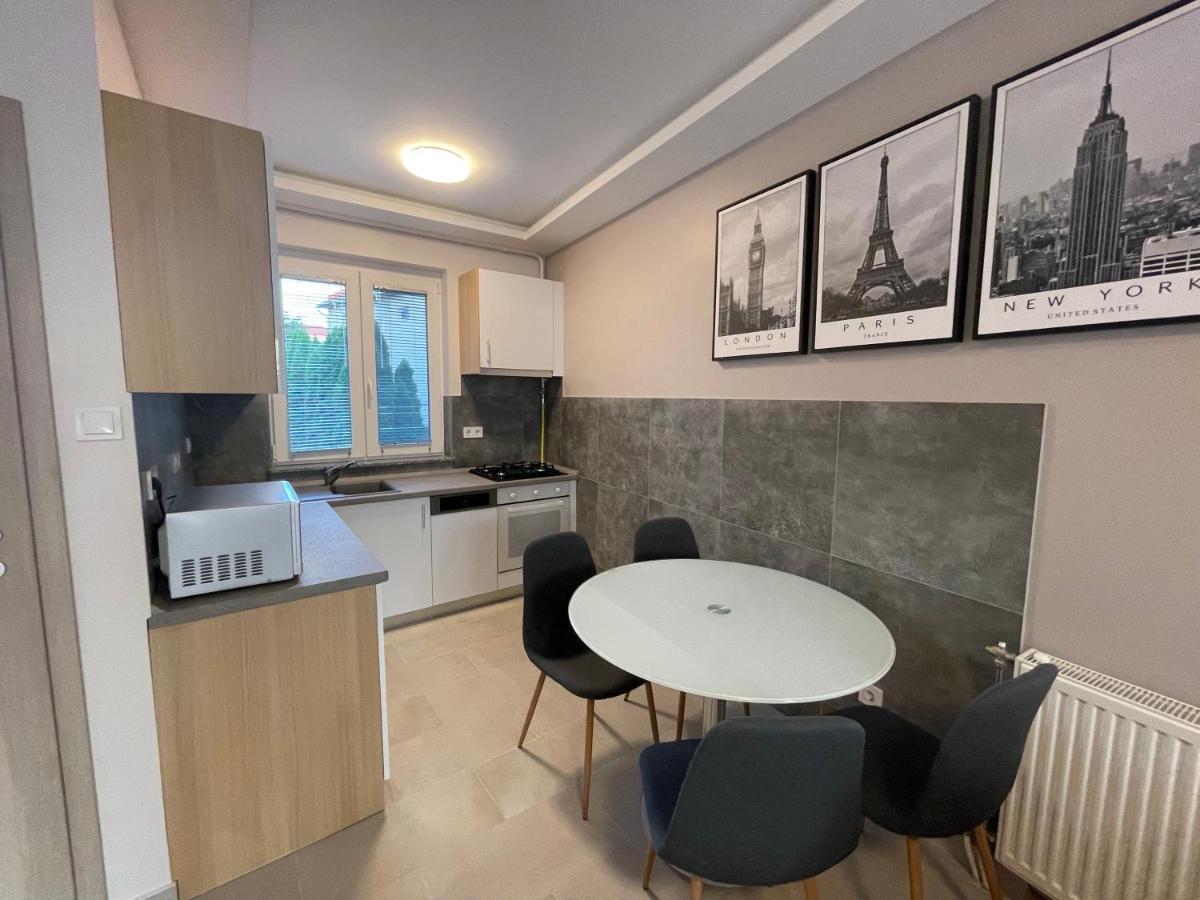 Lara Lux Apartment Hajduszoboszlo Exterior photo